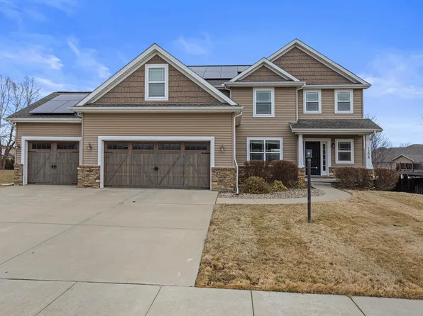 1208 White Oak Rd, Mahomet, IL 61853