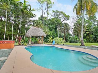 9437 Rodeo Dr, Lake Worth, FL 33467