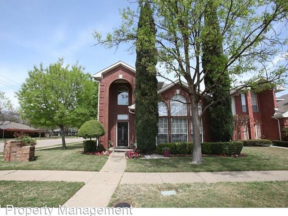 3rd image of 3045 Brookshire Dr