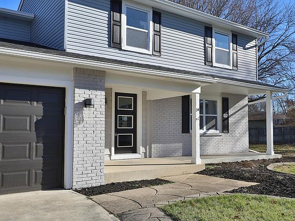 4th image of 34 College Ct