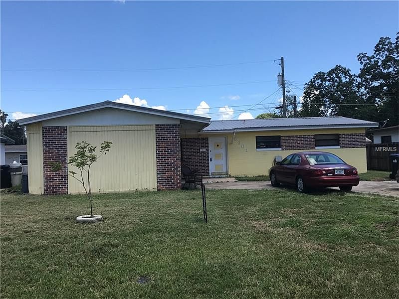 1st image of 6301 Willow Oak Ln