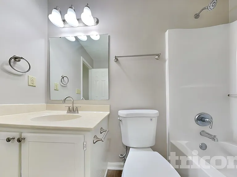 8341 Country Club Blvd — Photo 10