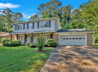 1354 Drayton Woods Dr, Tucker, GA 30084