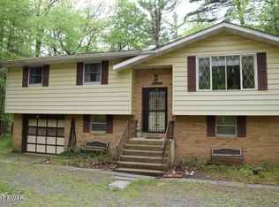 1390 Route 590, Hawley, PA 18428