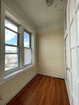 2nd image of 1550 E 34th St #B