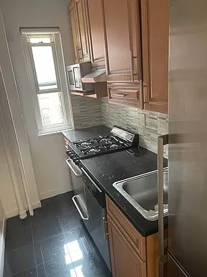1st image of 139 E 35th St APT 5E