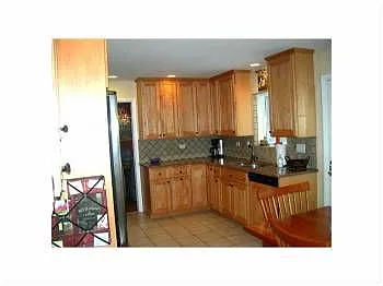 1216 Country Ln photo 1