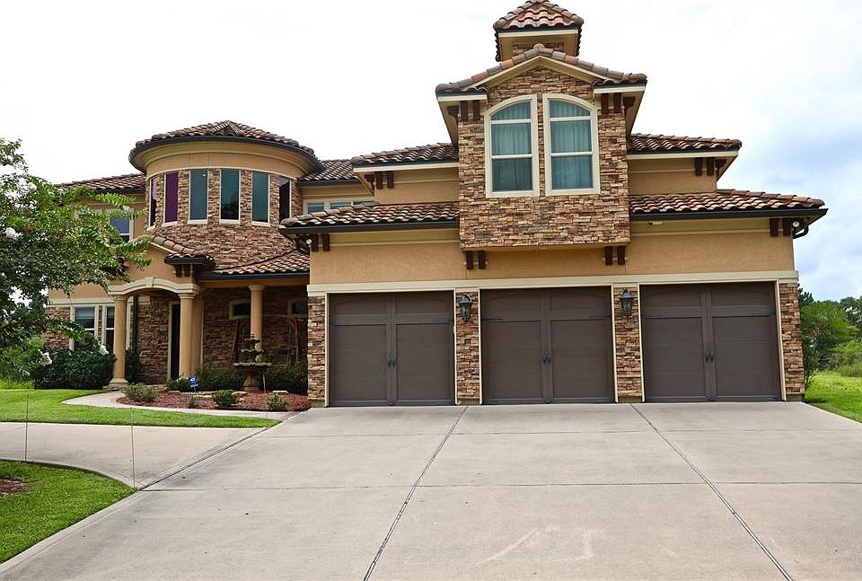 1st image of 14611 Whistling Oak Dr