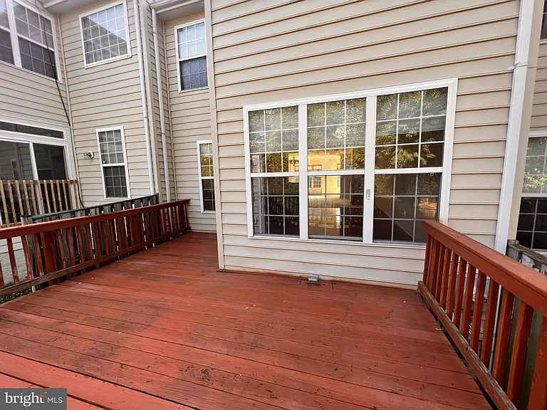 519 Planters Ter NE — Photo 18