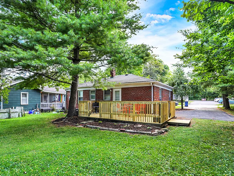 6548 Ferguson St — Photo 32