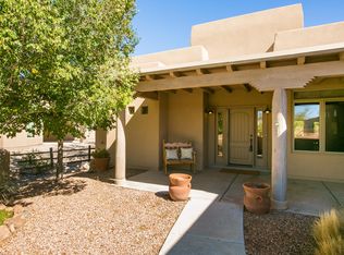906 Paseo Los Coyotes, Bernalillo, NM 87004