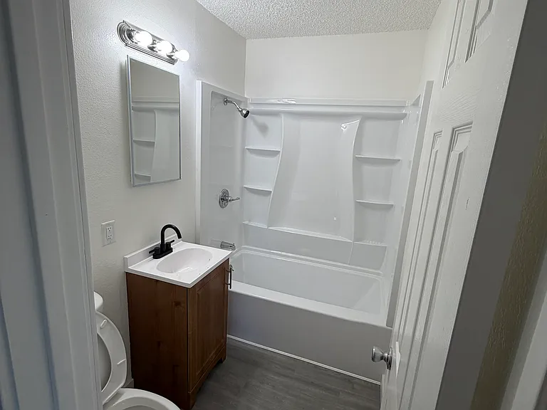 434 NW 15th St #434 — Photo 3