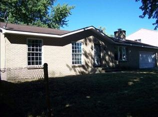 813 S Bendix Dr, South Bend, IN 46619