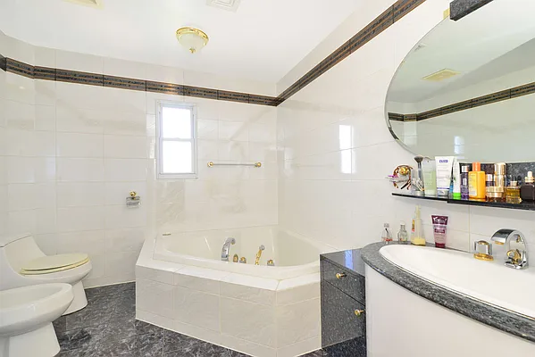 Sold by Talk of the Town Realty | media 16