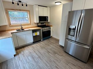 836 Pleasant View Ridge Rd, China, ME 04358