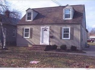 1901 Sackett Ave, Cuyahoga Falls, OH