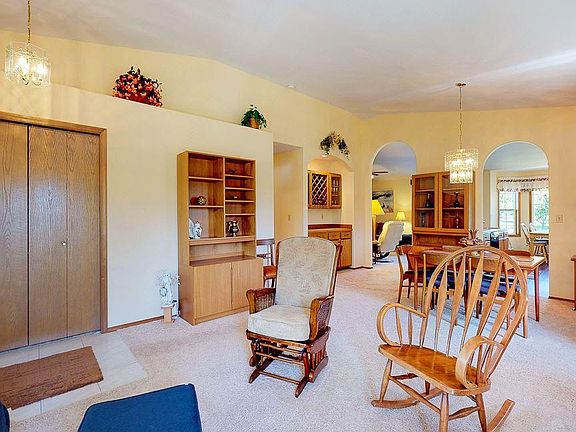 3rd image of 3400 Mount Anderson Ct