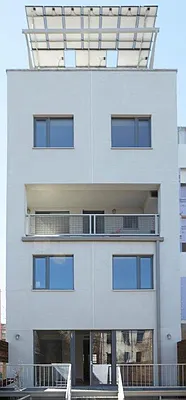 Sold by Corcoran | media 17