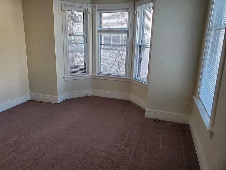 1329 N 12th St — Photo 3