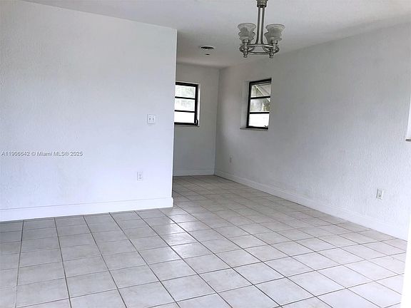 5th image of 1520 N 71st Ter #1520