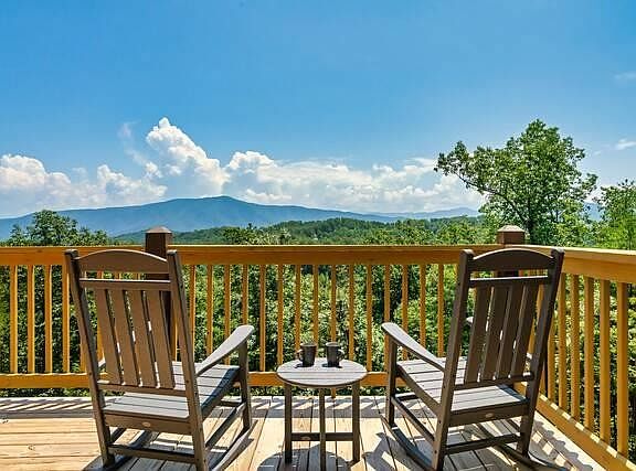 4th image of 4428 Stackstone Rd