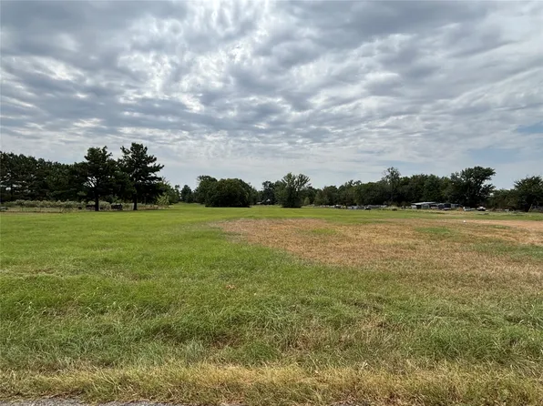 Hendrix Rd, Hendrix, OK 74741