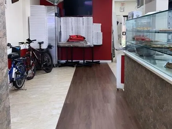 5011 Avenue N image 5 of 14