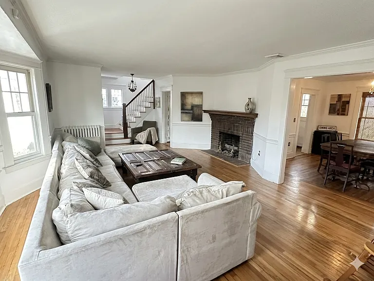 1519 Ella T Grasso Blvd — Photo 7