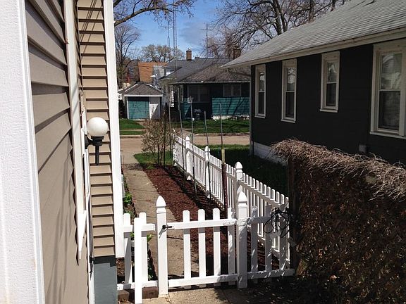 Side garden