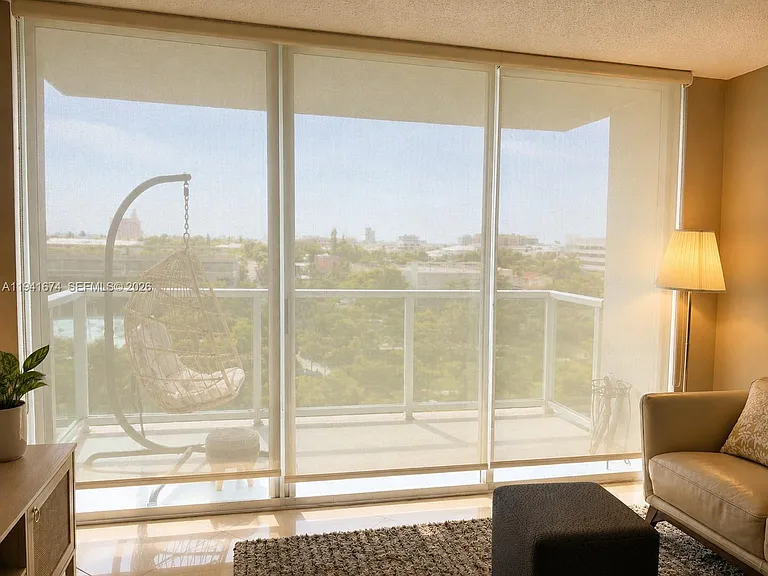 650 West Ave #810 — Photo 8