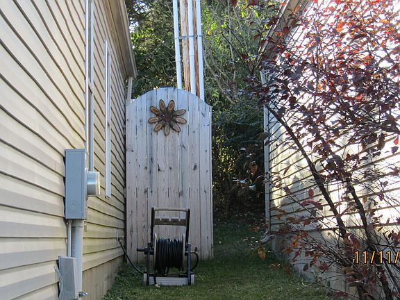 4th image of 231 Baybrook Cir