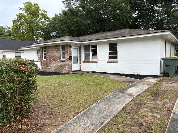 2nd image of 2139 & 2139-1/2 Mississippi Ave #1