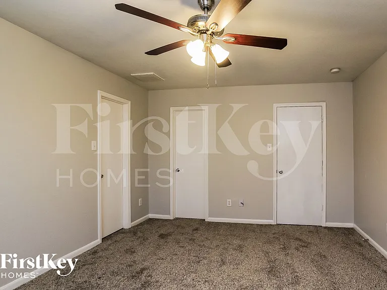 430 Remington Creek Dr — Photo 8