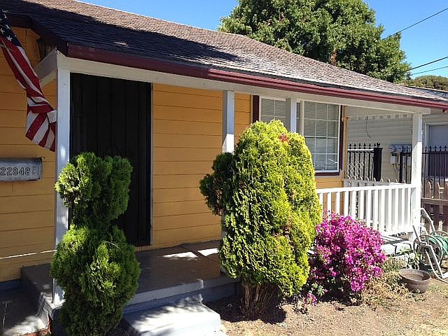 2nd image of 22848 Myrtle St