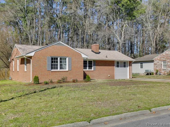 28 Kelsor Dr, Poquoson, VA 23662