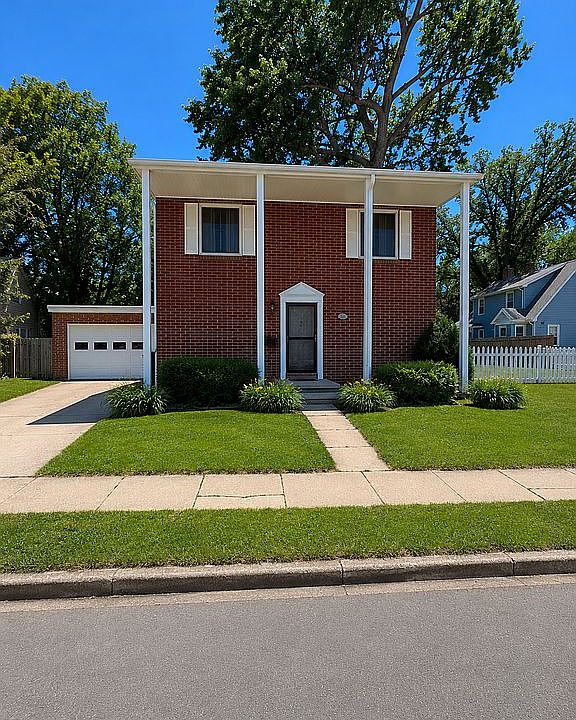 1st image of 115 Reeves Ct