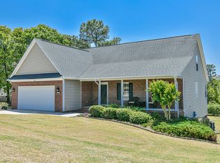 1115 Magnolia Dr, Aberdeen, NC 28315