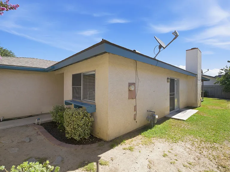 3301 Park Bend Ct — Photo 18