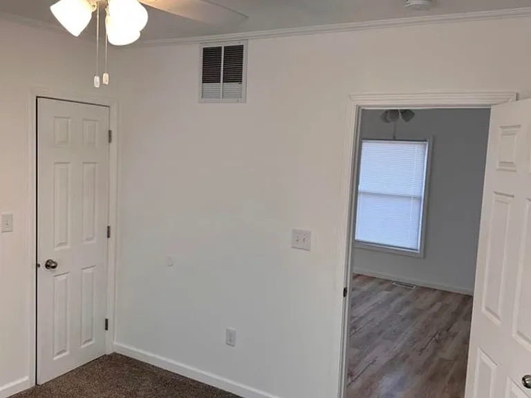 1516 E Cummins Ave — Photo 12