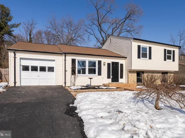 610 Worchester St, Herndon, VA 20170