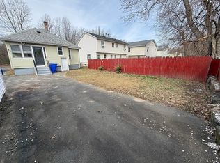 145 Moxon St, Springfield, MA 01151