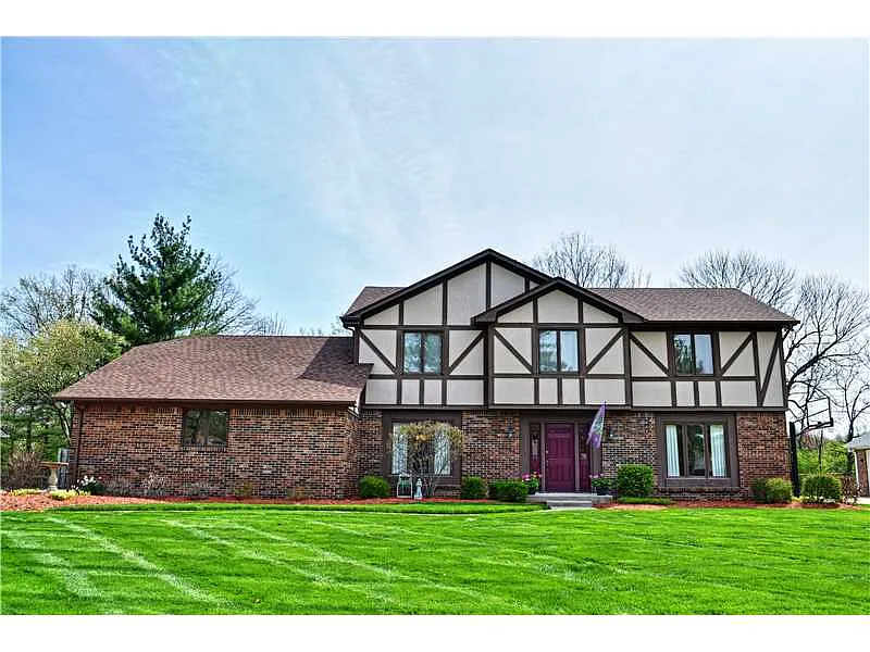 6637 Hampstead Ct photo 1