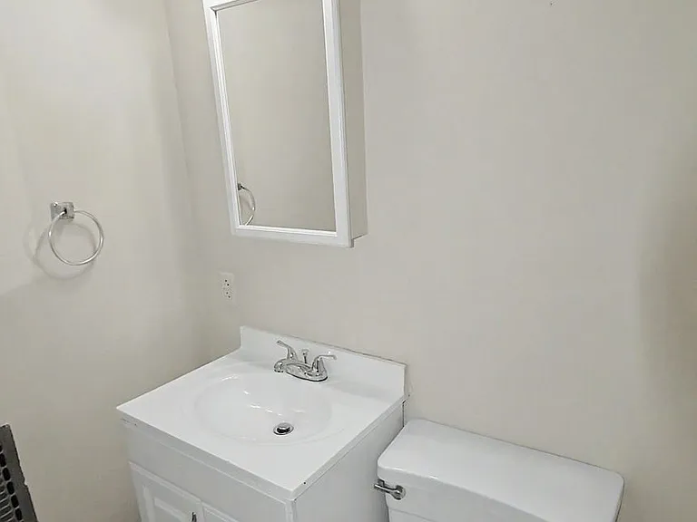 2535 Vail Ave — Photo 9