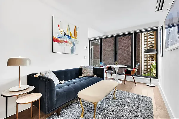 Rented by REAL New York | media 11