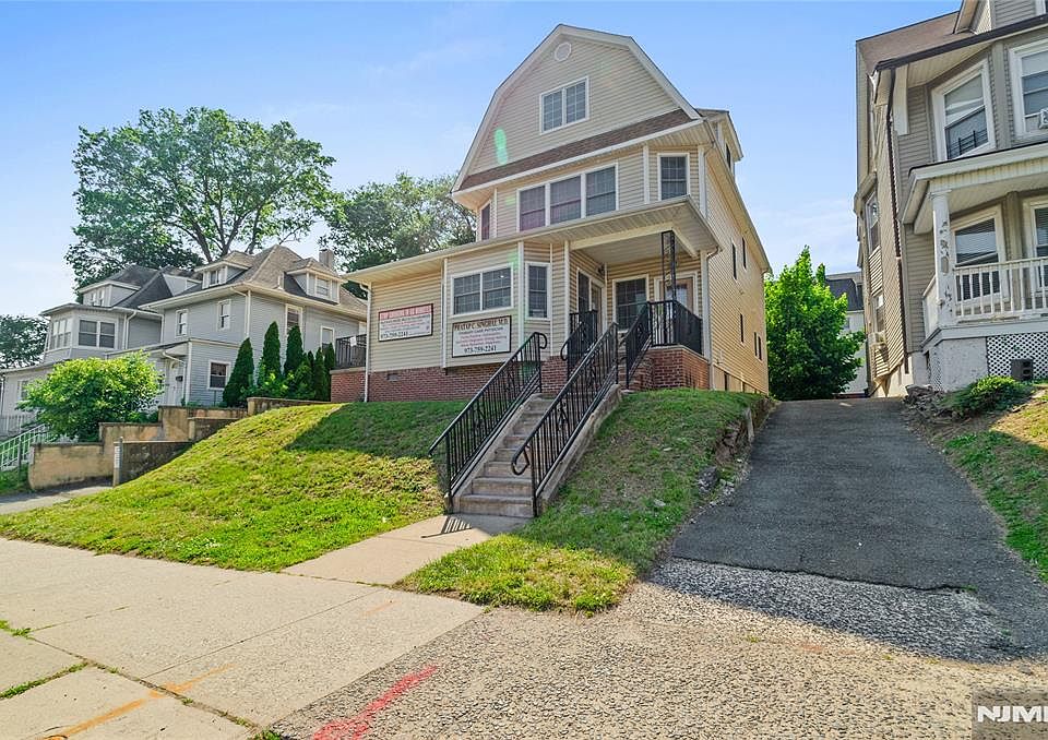 1st image of 431 Washington Ave