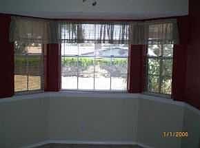 5th image of 4805 Blossom Ave
