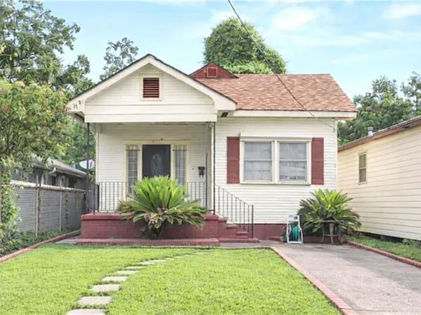 9411 Stroelitz St, New Orleans, LA 70118