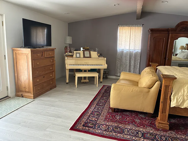 Bonus room