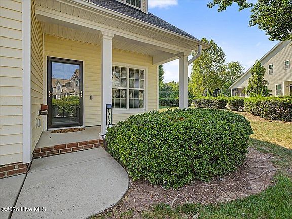 5th image of 10163 Bessborough Drive