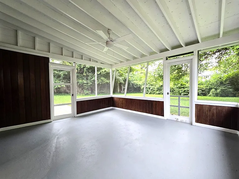 5115 Bangor Dr — Photo 9